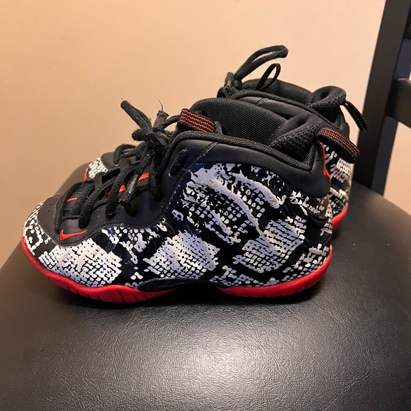 Nike Little Posite One GS Foamposite Albino Snakeskin. Kids Shoes. Size 13.5C